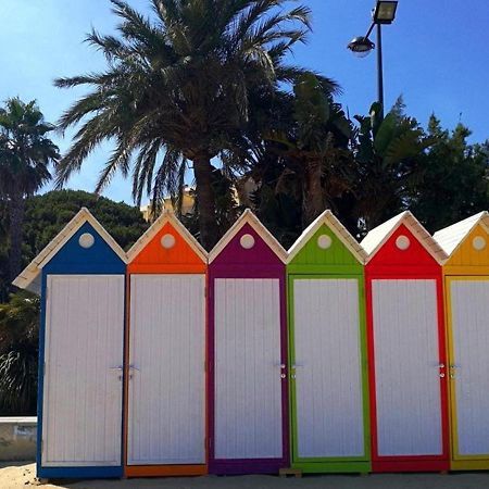 Studio Sur Plage Cavaliere Avec Terrasse, 1Er Etage, 2 Couchages - Fr-1-251-80 Le Lavandou Bagian luar foto