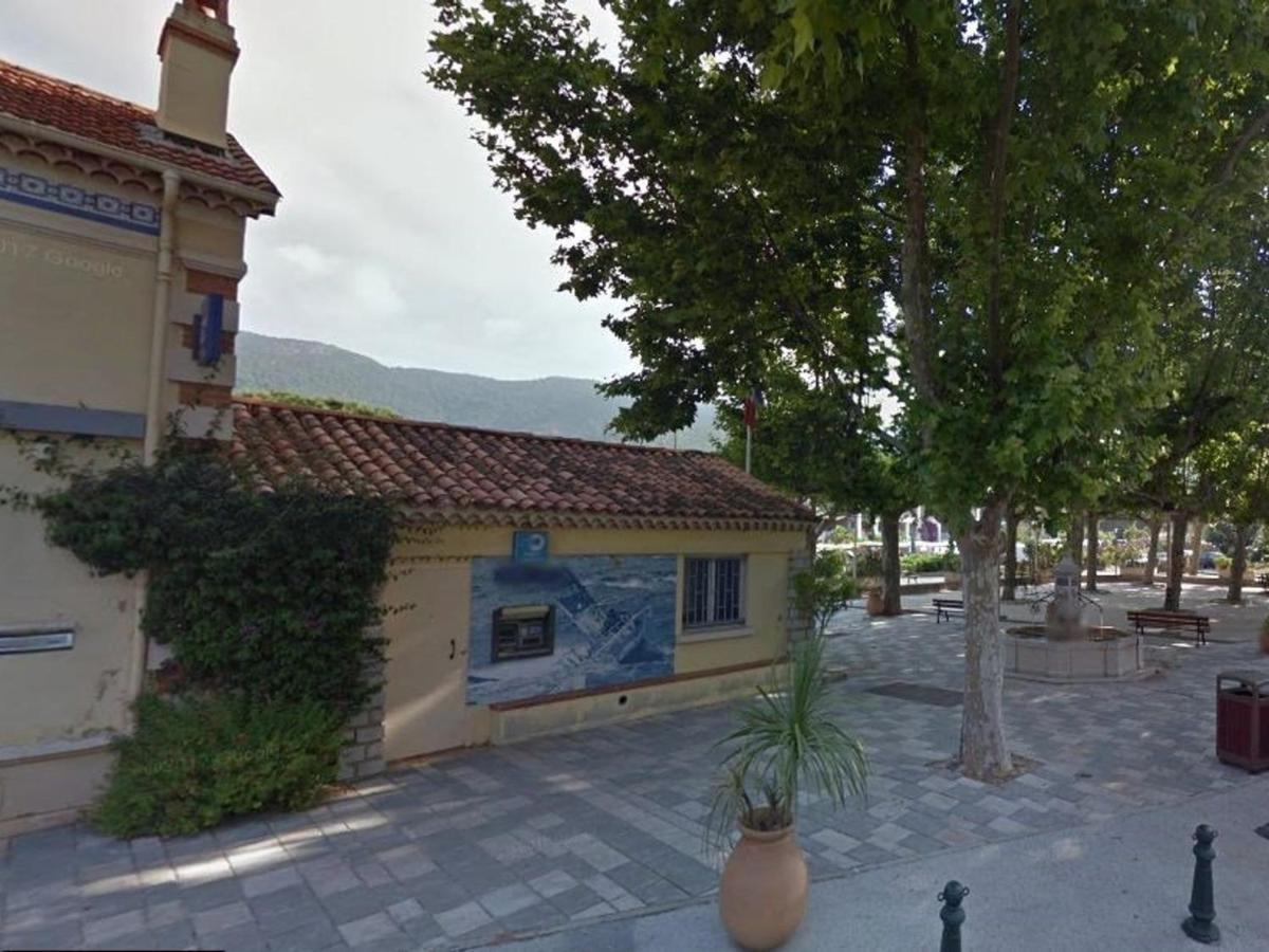 Studio Sur Plage Cavaliere Avec Terrasse, 1Er Etage, 2 Couchages - Fr-1-251-80 Le Lavandou Bagian luar foto